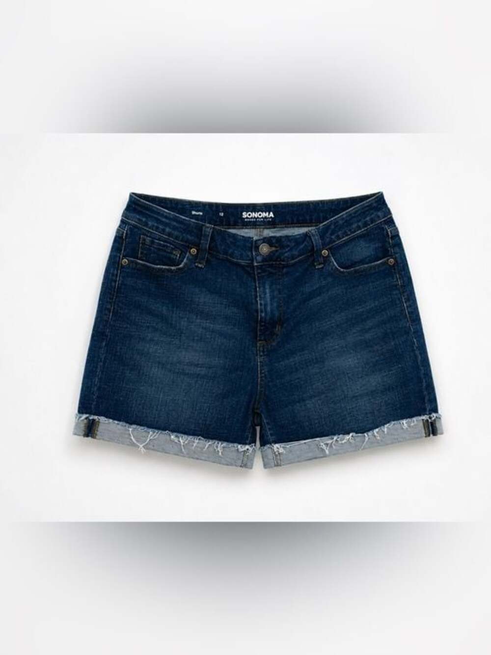 NWOT WOMENS SONOMA SHORTS SIZE 12